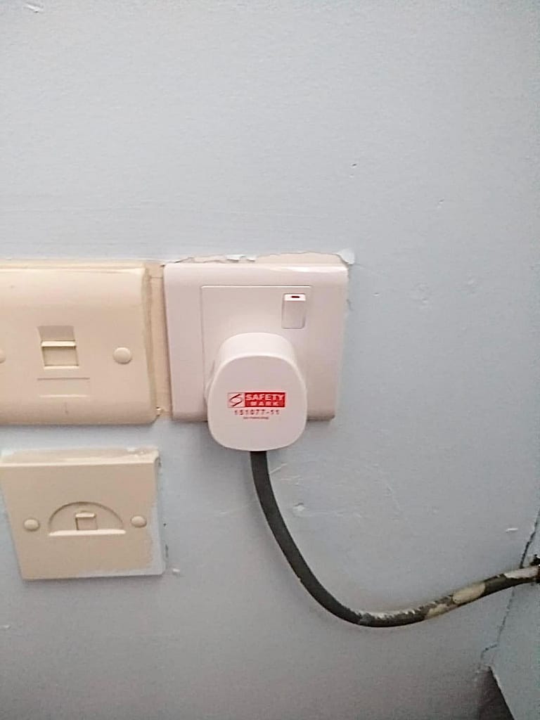 Replace Socket And 3 Pin Plug In Dorset Road